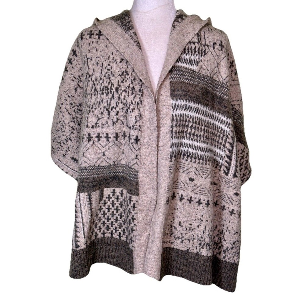 Abercrombie Women’s Hooded Knit Poncho Cardigan Geometric Southwestern Size M/L